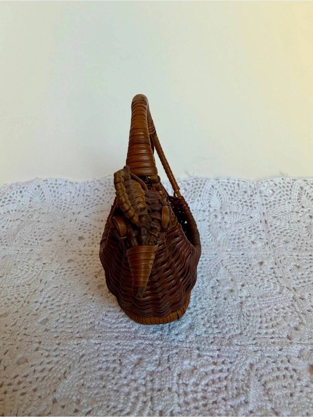 Vintage Handwoven Wicker Chicken Basket Rustic Farmhouse Easter Egg Decor